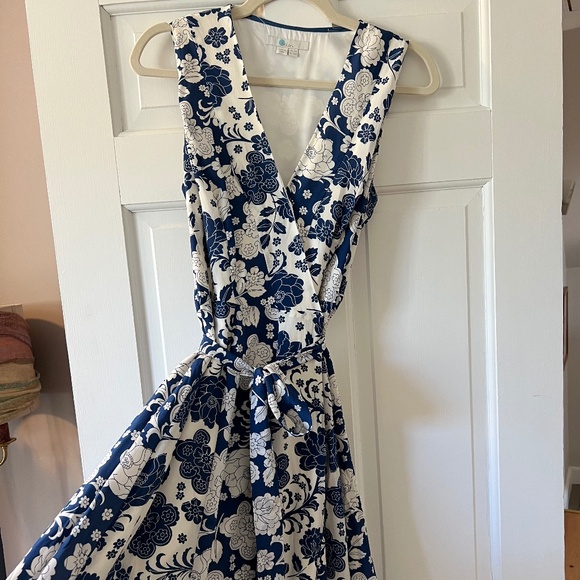 Boden 100% Silk Allyson Blue Floral Sleeveless Wrap Midi Dress 10R - Picture 1 of 9